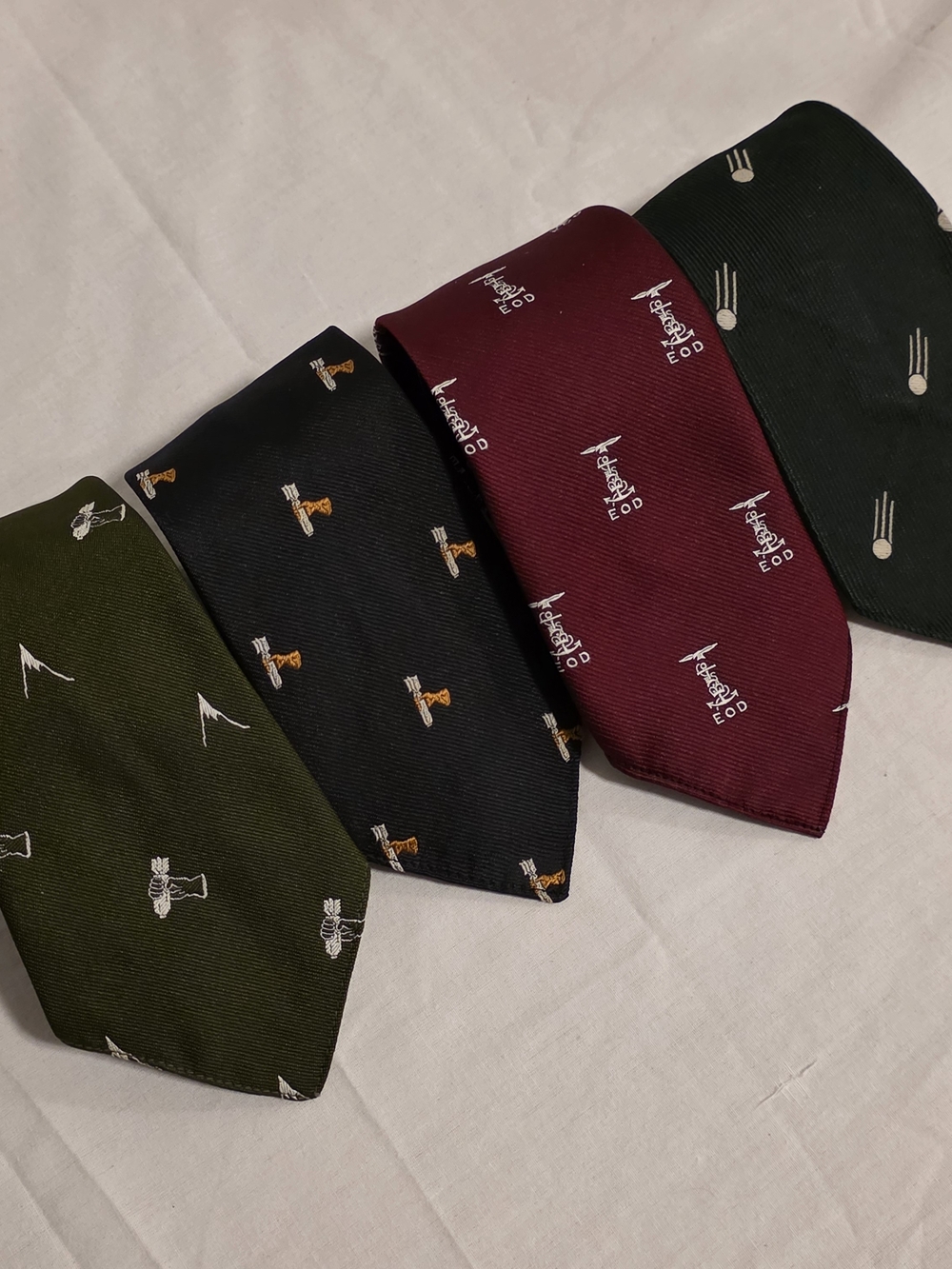 Lot Of 4 Vintage EOD Neckties Various Brands Excellent Condition Military 52"